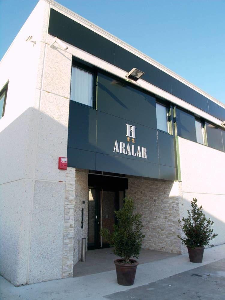 Hostal Aralar Aizoain Exterior photo